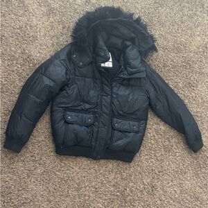 Abercrombie & Fitch women’s Black Hooded Puffer Jacket